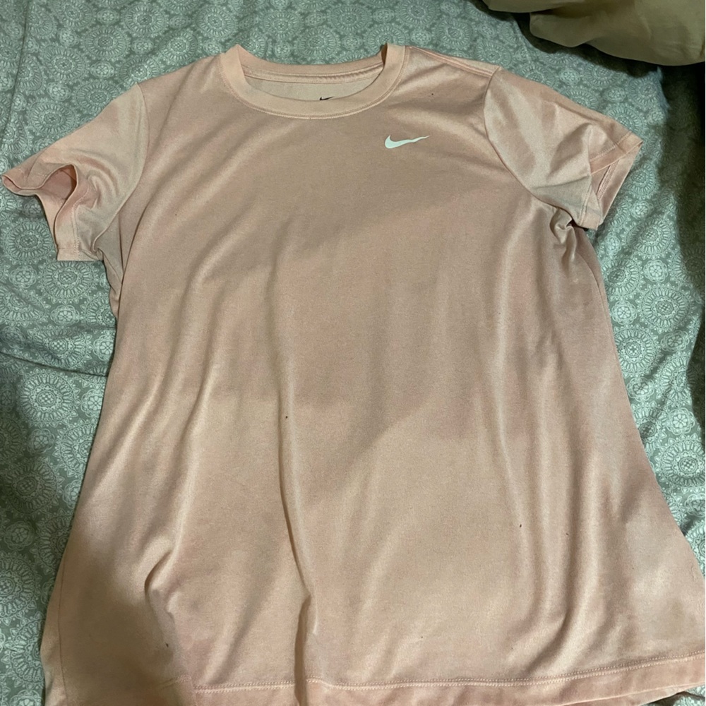 Baby pink Nike workout top